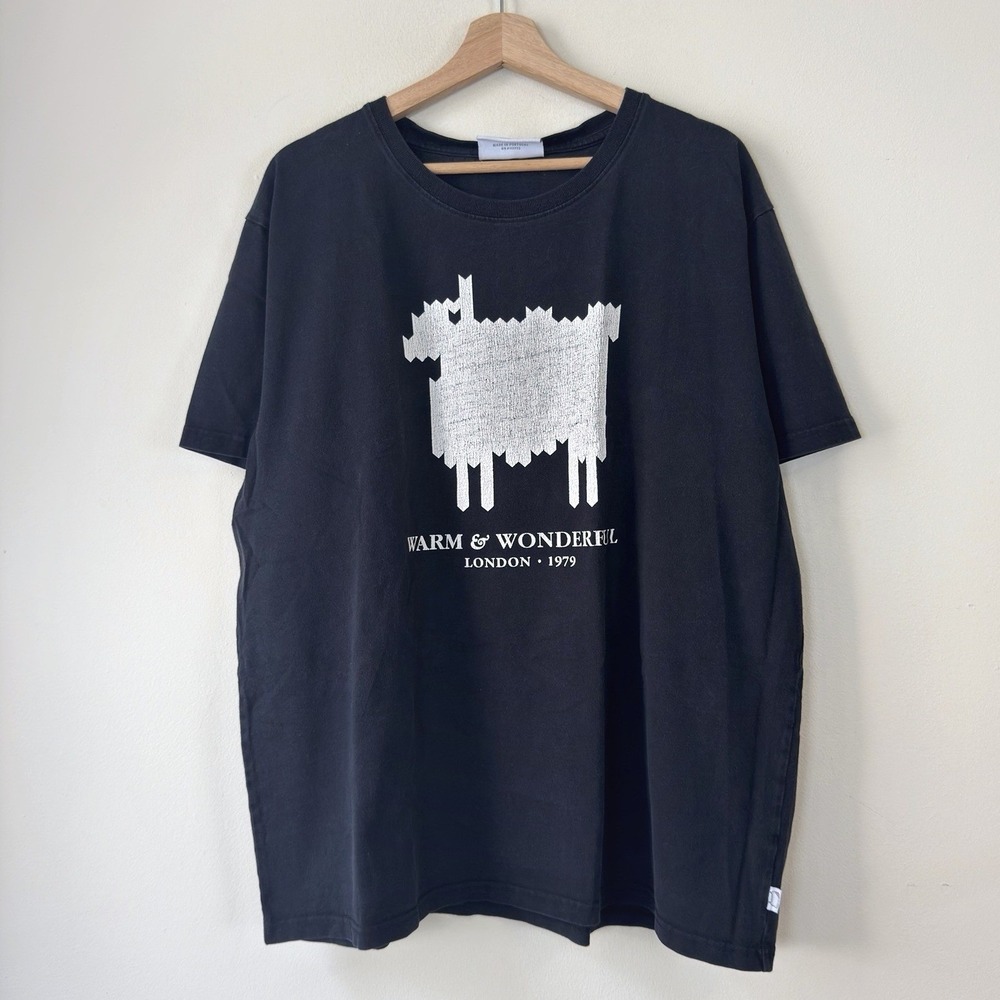 Warm And Wonderful Sheep Animal Designer Black Short Sleeve Tee Shirt - XL